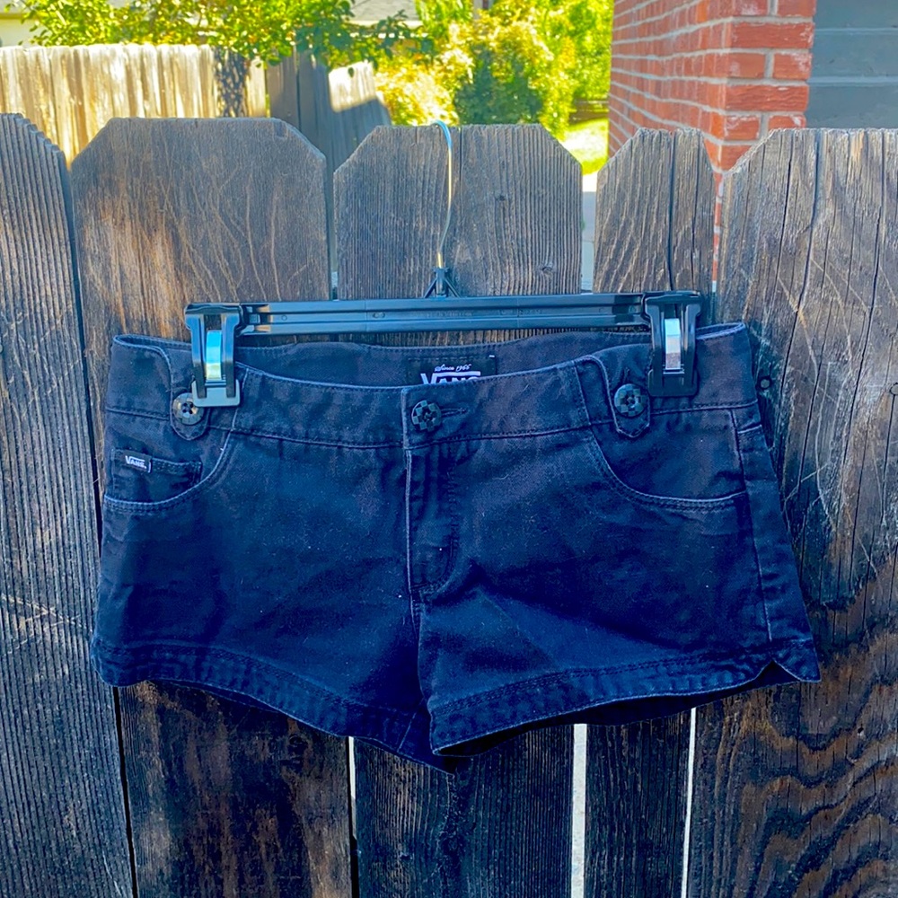 Vans Shorts / Size 3